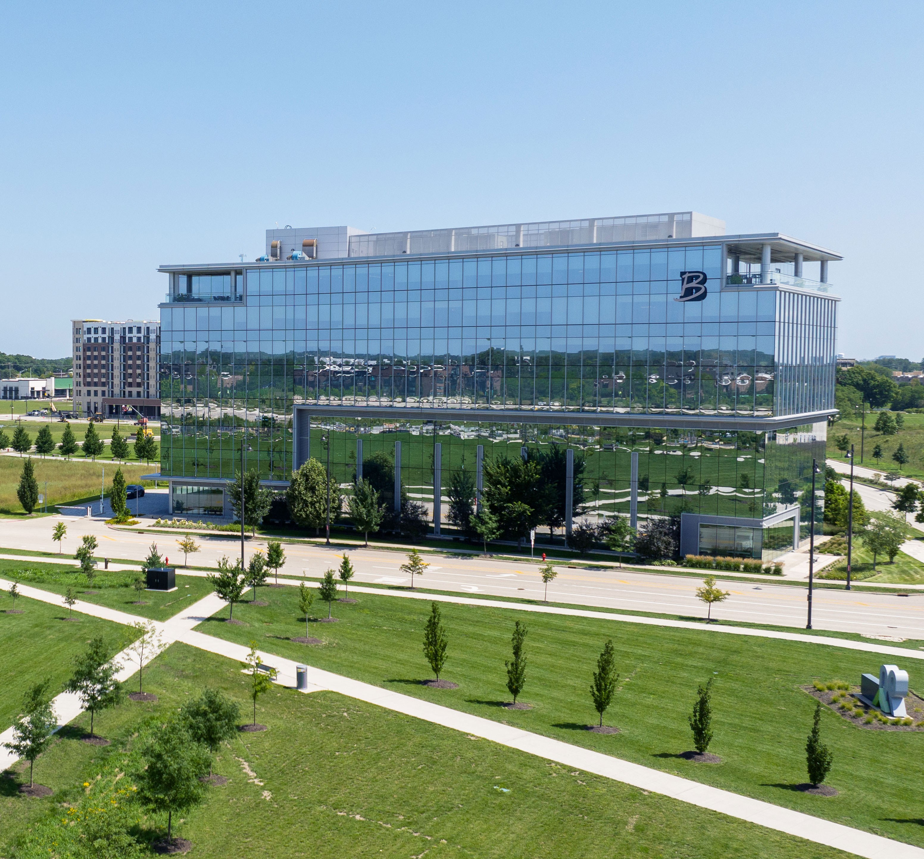90 North Development Advisory Services